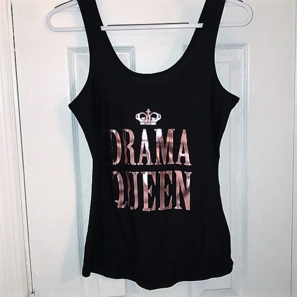 No Boundaries Tops - 1 (2X) LEFT 👑 DRAMA QUEEN Tank Top 👑